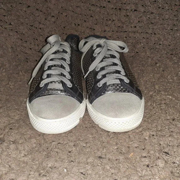 TORY BURCH-Metallic Silver Perforated Leather Lace Up Sneakers-Sz 41-Excellent - Picture 3 of 7
